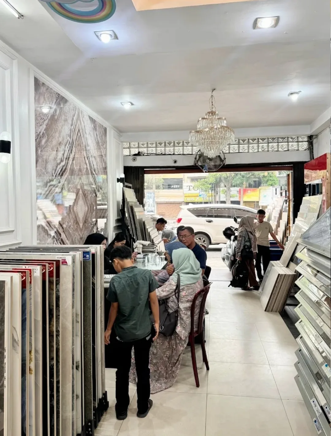 Golden Keramik Medan | Keramik, Granit & Perlengkapan Kamar Mandi - gambar 2