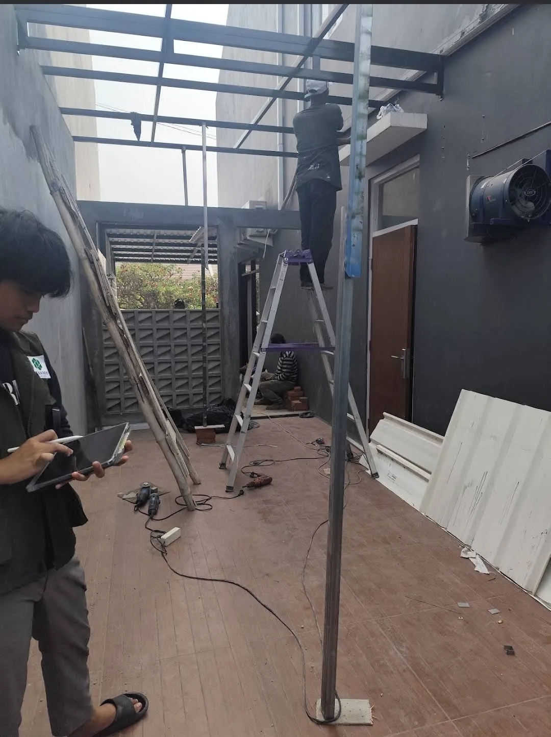 Jasa Om Insinyur Bandung | Renovasi & Bangun Rumah, Kantor, Cafe, Gedung - gambar 3