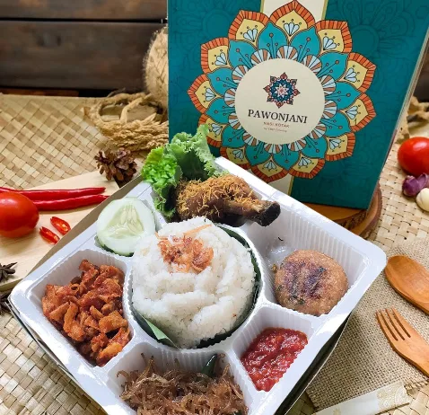 Jasa Pawonjani | Catering Harian, Lunch Box, Tumpeng & Catering Pernikahan Surabaya