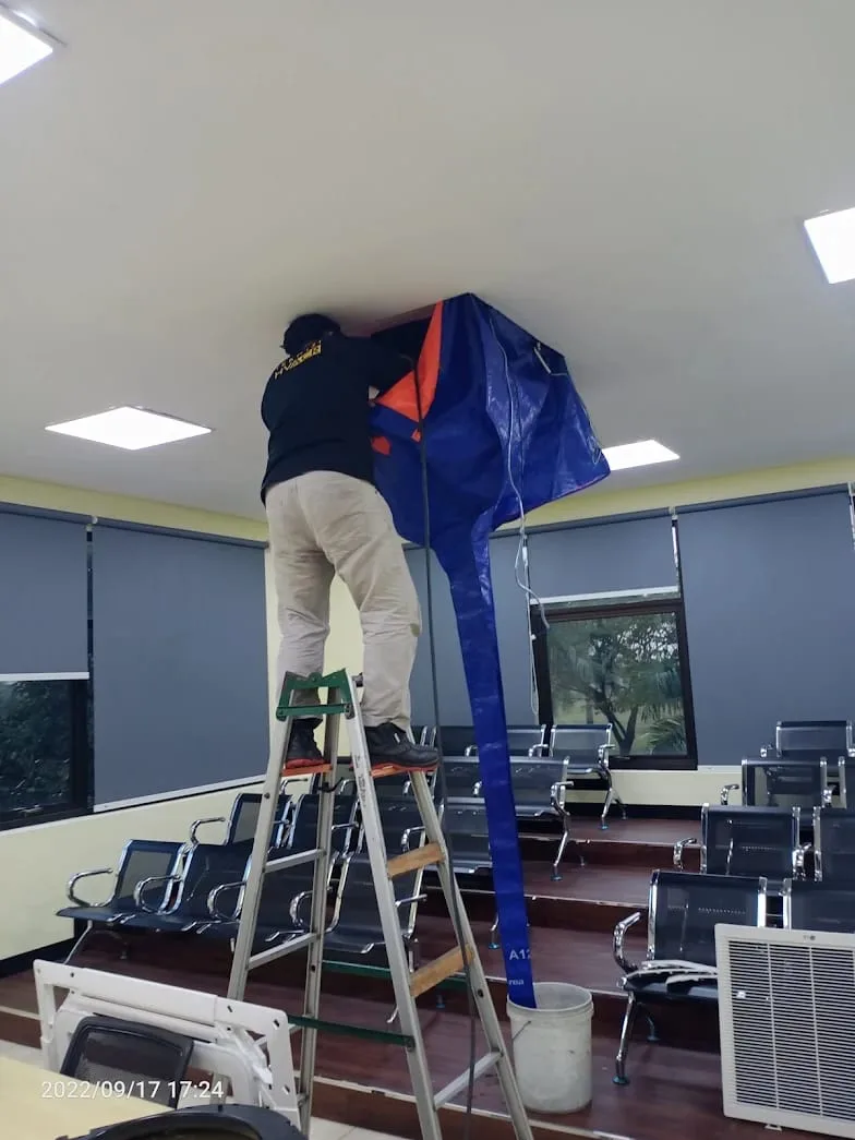 Jasa Service AC Serang Profesional CV. FLARINDO AIRCOND SARANA TEKNIK - melayani Jasa Service AC Serang, cuci AC, bongkar pasang AC, isi freon, instalasi, dan perbaikan AC rumah maupun kantor - gambar 9