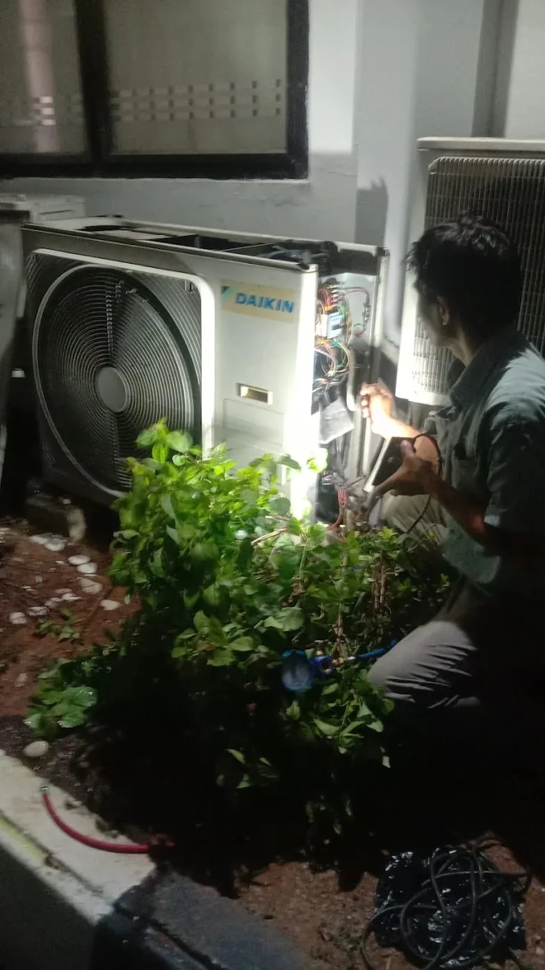 Jaya Karya Teknik Karawang - Jasa Service AC, Kulkas, Mesin Cuci, Freezer dan Elektronik Karawang dan sekitarnya. - gambar 9