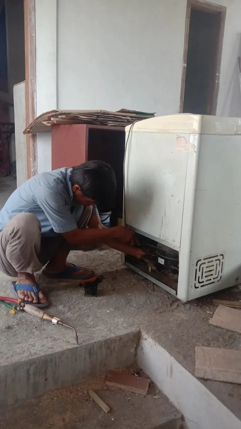 Jaya Karya Teknik Karawang - Jasa Service AC, Kulkas, Mesin Cuci, Freezer dan Elektronik Karawang dan sekitarnya. - gambar 6
