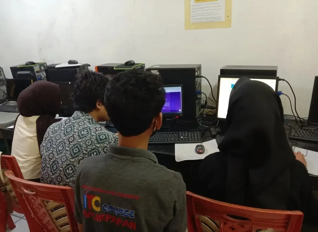 Kursus Teknisi Komputer di Balikpapan | ITC Collage Borneo Nusantara