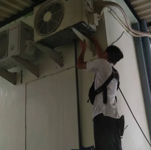 ❄️ Service Cuci AC Surabaya | Jasa Cuci AC Profesional, Bersih & Terpercaya — Junar Bisnis - gambar 3